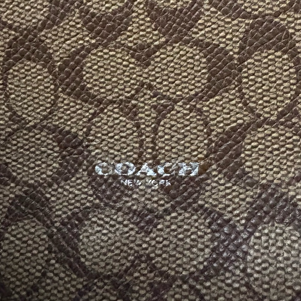 COACH NY Metallic Blue Crossgrain Leather Slim Envelope Wallet Great Condition - Picture 6 of 9